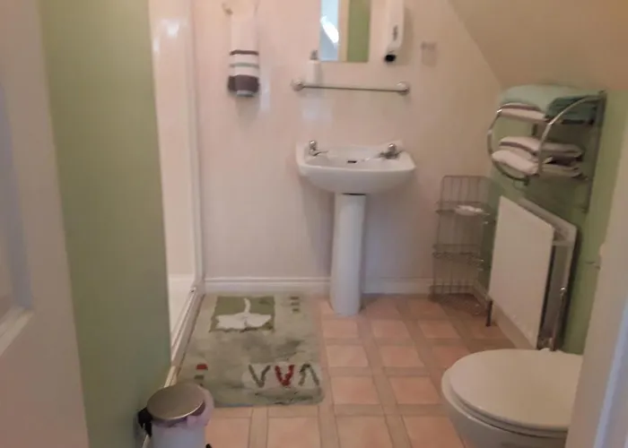 Grangeview House לינה וארוחת בוקר 3*