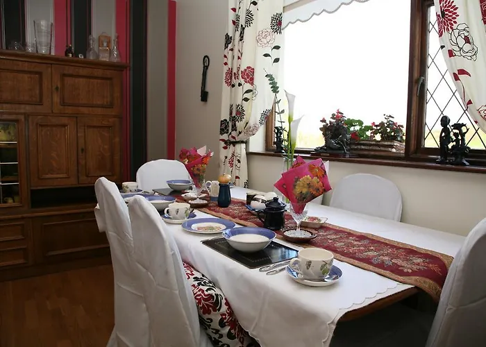Grangeview House לינה וארוחת בוקר 3*